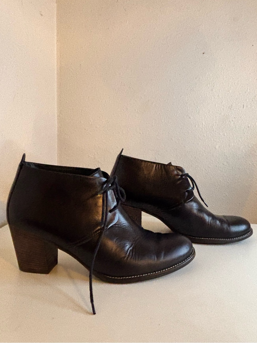 Paul Green Black Leather Lace-Up Ankle Booties